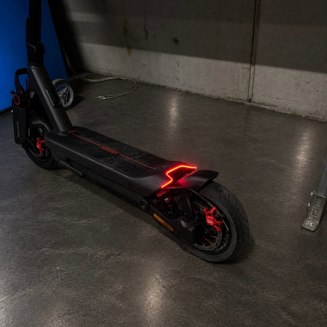 Ninebot Max G3 Rücklicht LED-Strip (Selbstklebend)