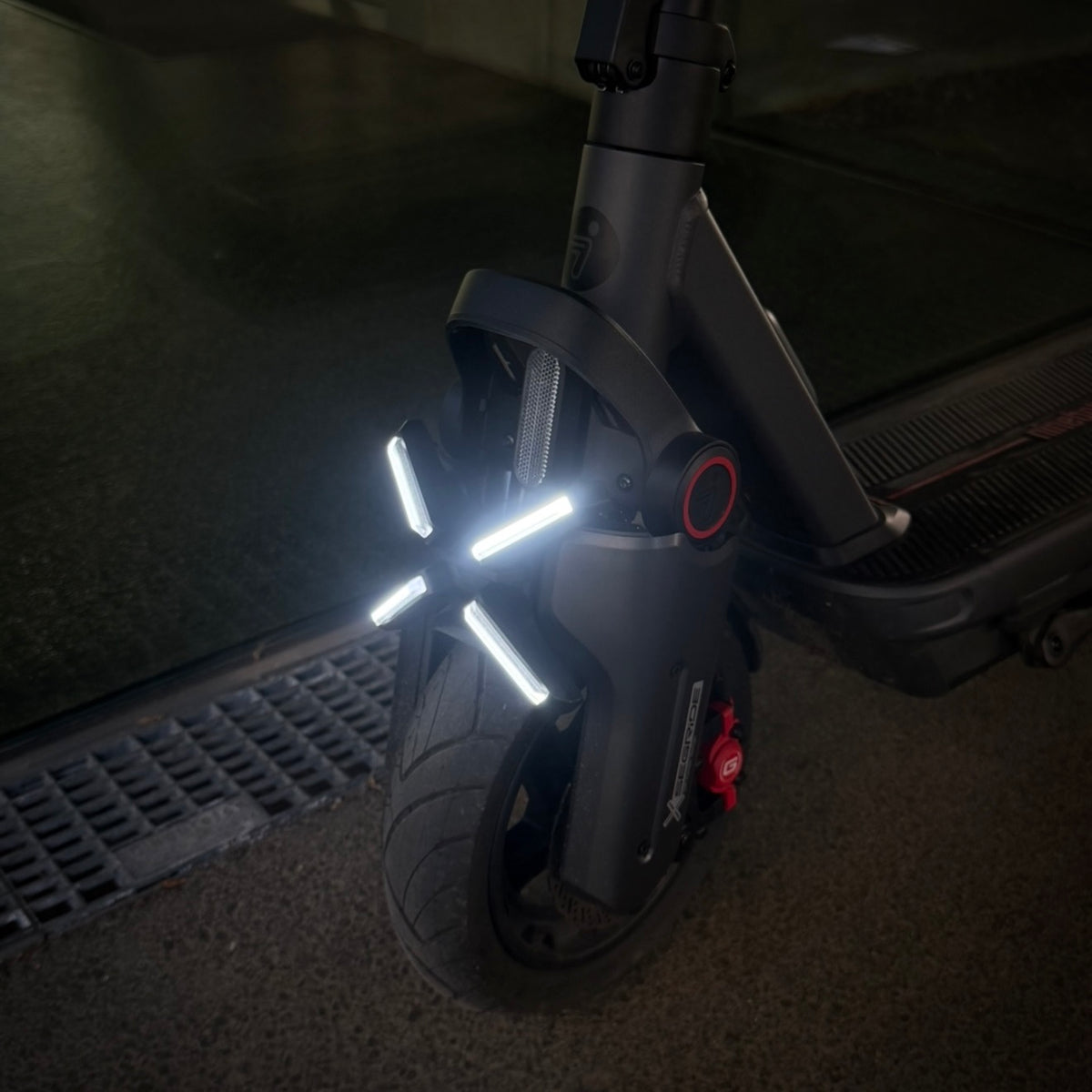 X-Licht + Lightbar Umbaukit für Ninebot Max G3